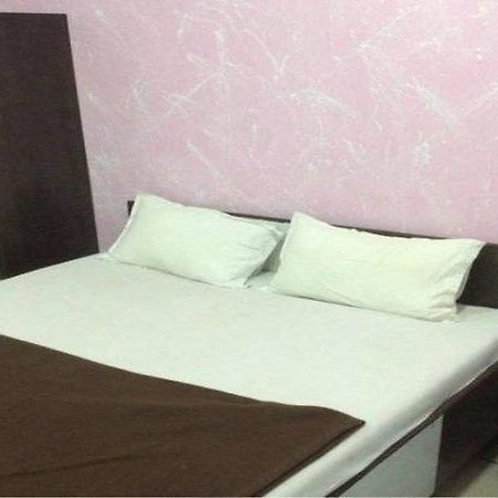 Hotel Manali Residency Ґандінаґар Екстер'єр фото